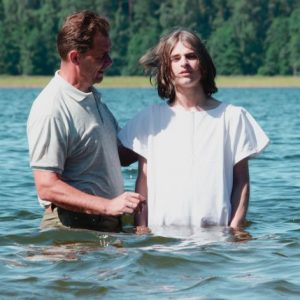 Le Baptême d’eau selon la Bible : Quels secrets nous revèlent les écritures !