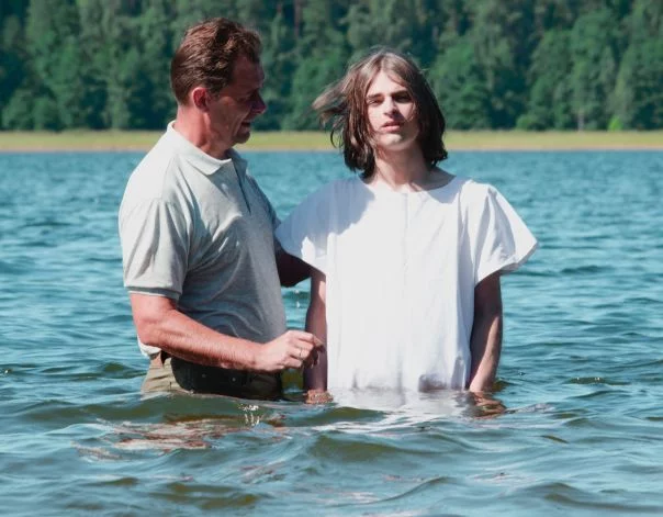 Le Baptême d’eau selon la Bible : Quels secrets nous revèlent les écritures ! Le Baptême d’eau selon la Bible : Quels secrets nous revèlent les écritures !