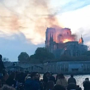 La leçon de l’incendie de notre dame de paris La leçon de l’incendie de notre dame de paris